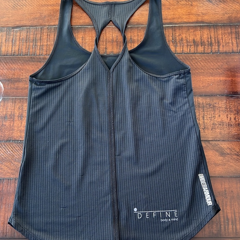 Under Armour Tank - Picture 4 of 4